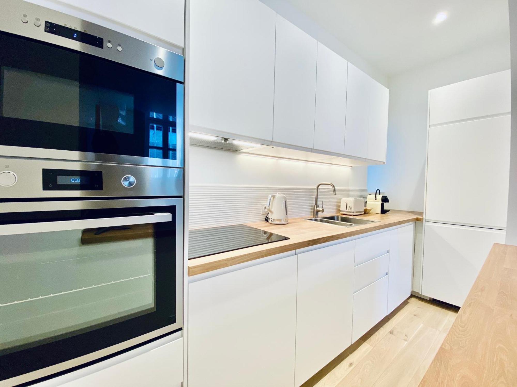 Velvet - Best Keys - Maison Duplex Elegante - Plein Centre Ville - Deco Minimaliste & Cosy - Literie Haut De Gamme - 2 Chambres Separees - Lit Queen Size & 1 Canape Convertible - Smart Tv - Wifi Fibre - Check-In Autonome Sens Eksteriør bilde