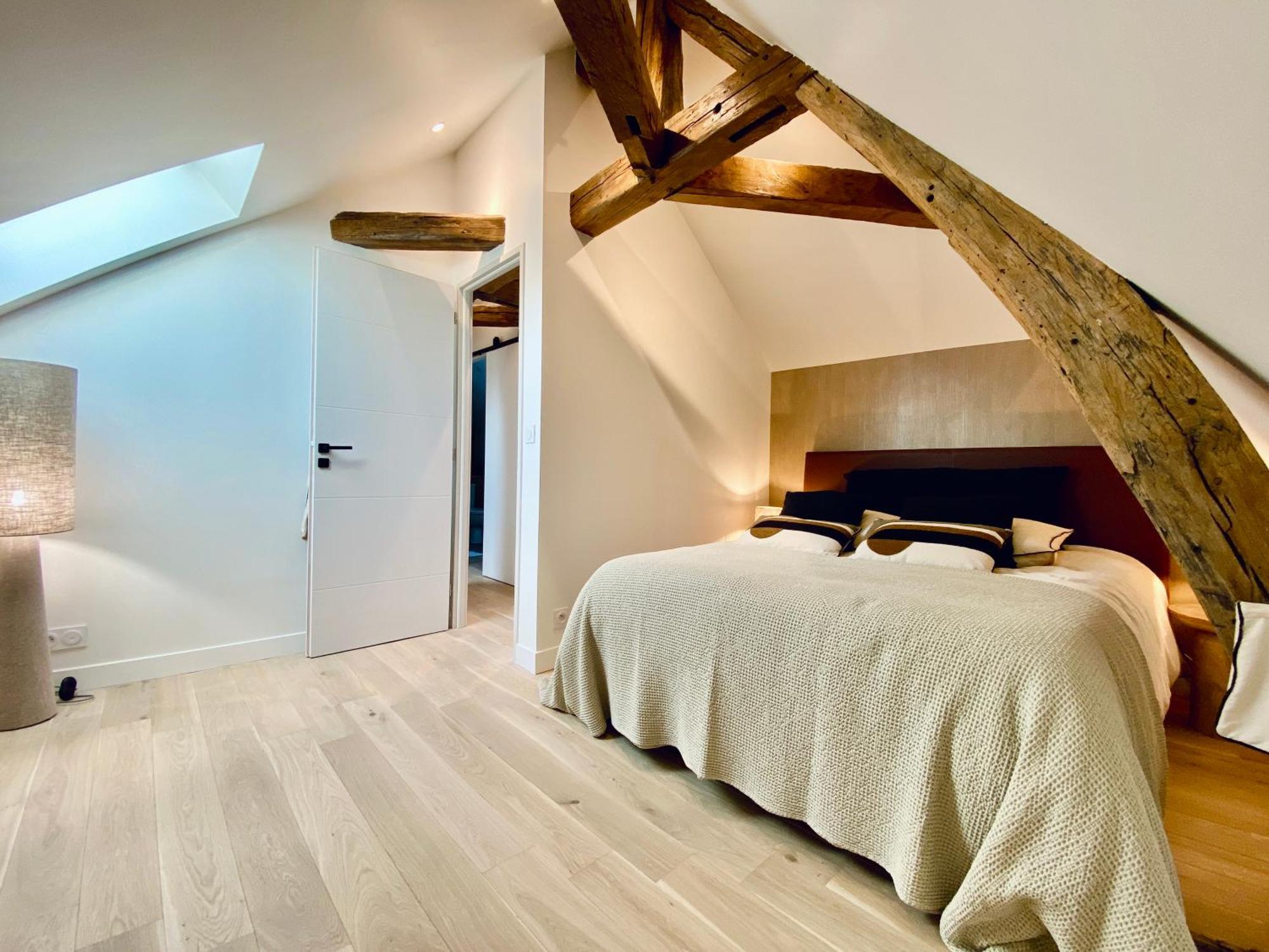 Velvet - Best Keys - Maison Duplex Elegante - Plein Centre Ville - Deco Minimaliste & Cosy - Literie Haut De Gamme - 2 Chambres Separees - Lit Queen Size & 1 Canape Convertible - Smart Tv - Wifi Fibre - Check-In Autonome Sens Eksteriør bilde